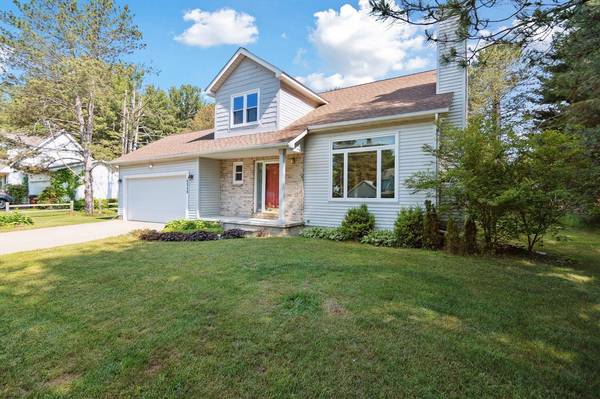 4540 Spinnaker Lane, Pleasant Lake, MI 49272-9624
