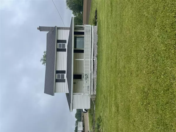 2823 S Ionia Road, Bellevue, MI 49021-49021