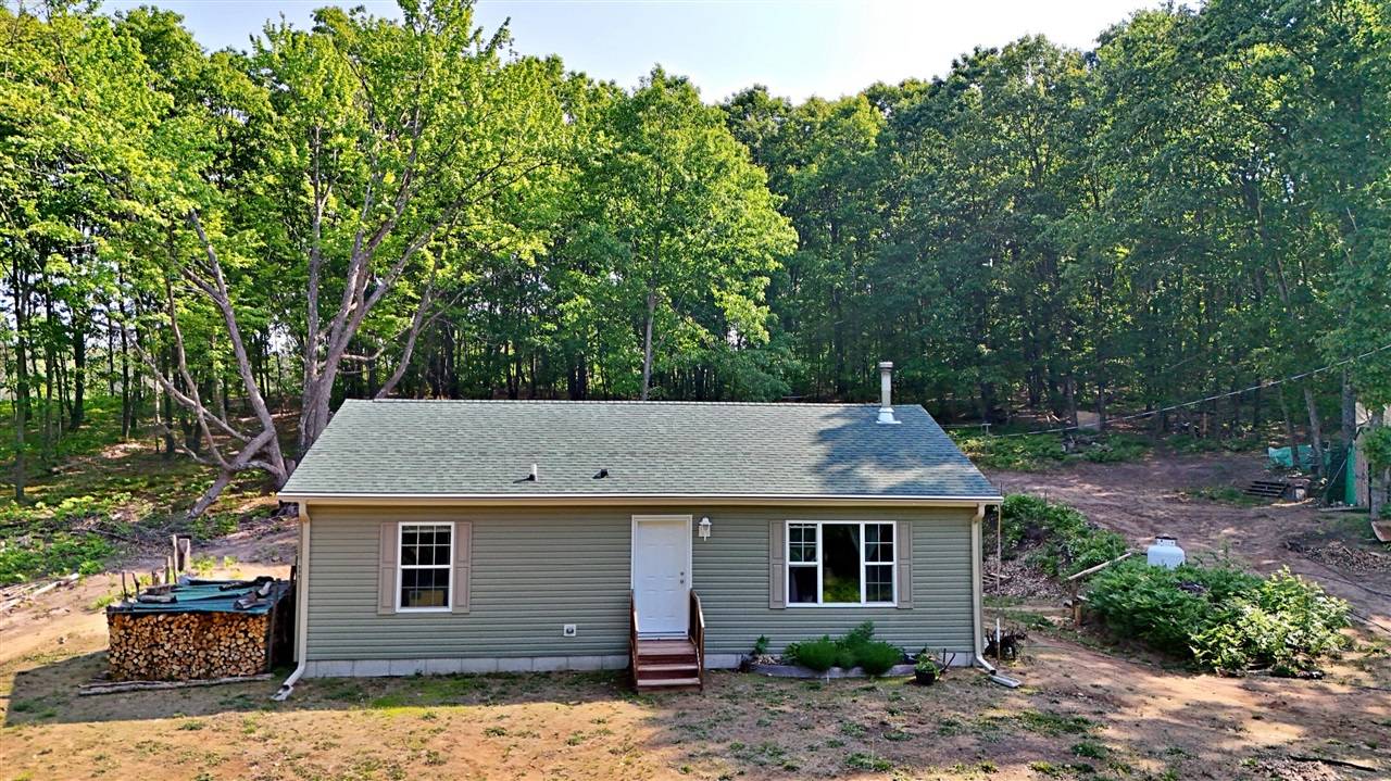 Harrietta, MI 49638,1099 S 7 1/2 Road Road