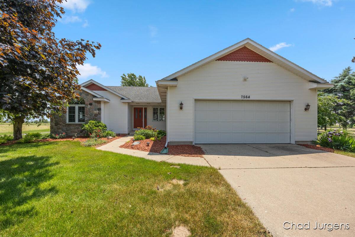 7564 Quincy Street, Zeeland, MI 49464
