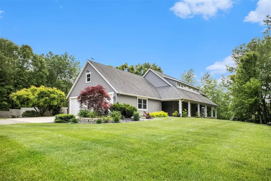 3778 22nd Street, Dorr, MI 49323