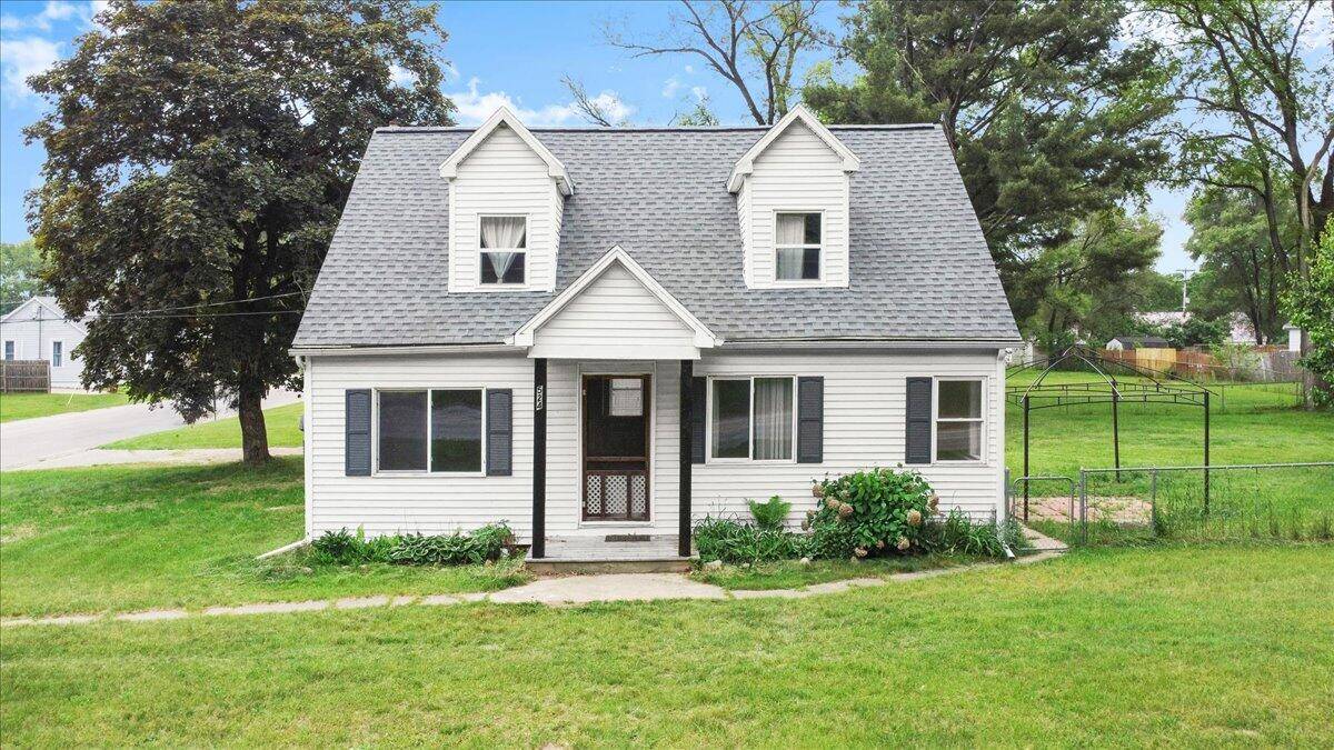 524 Kiddville Street, Belding, MI 48809