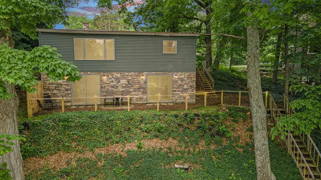 11958 190th Avenue, Big Rapids, MI 49307-9281