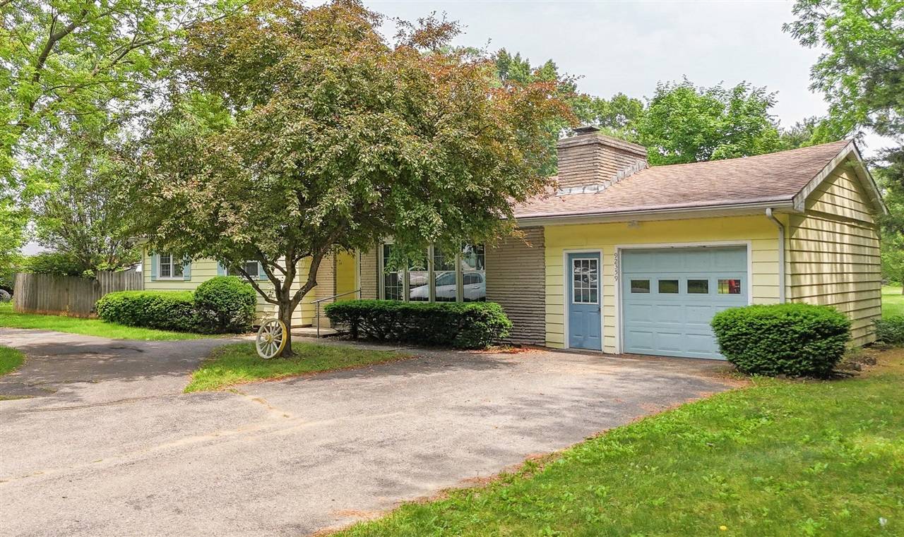 92359 Center Street, Dowagiac, MI 49047-8850