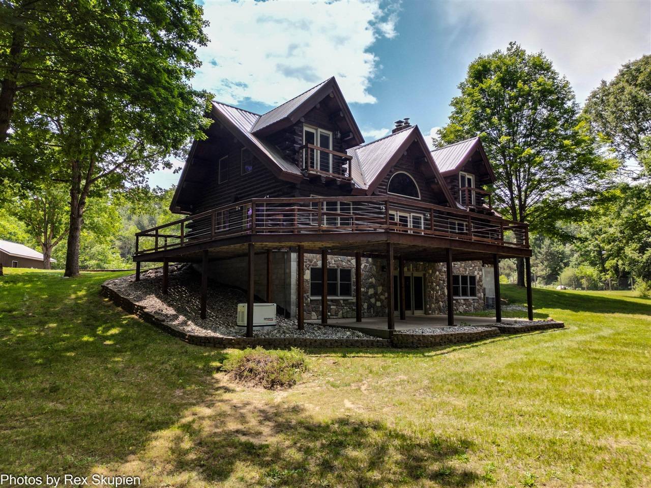 4585 W Arrowhead Drive, White Cloud, MI 49349-9781