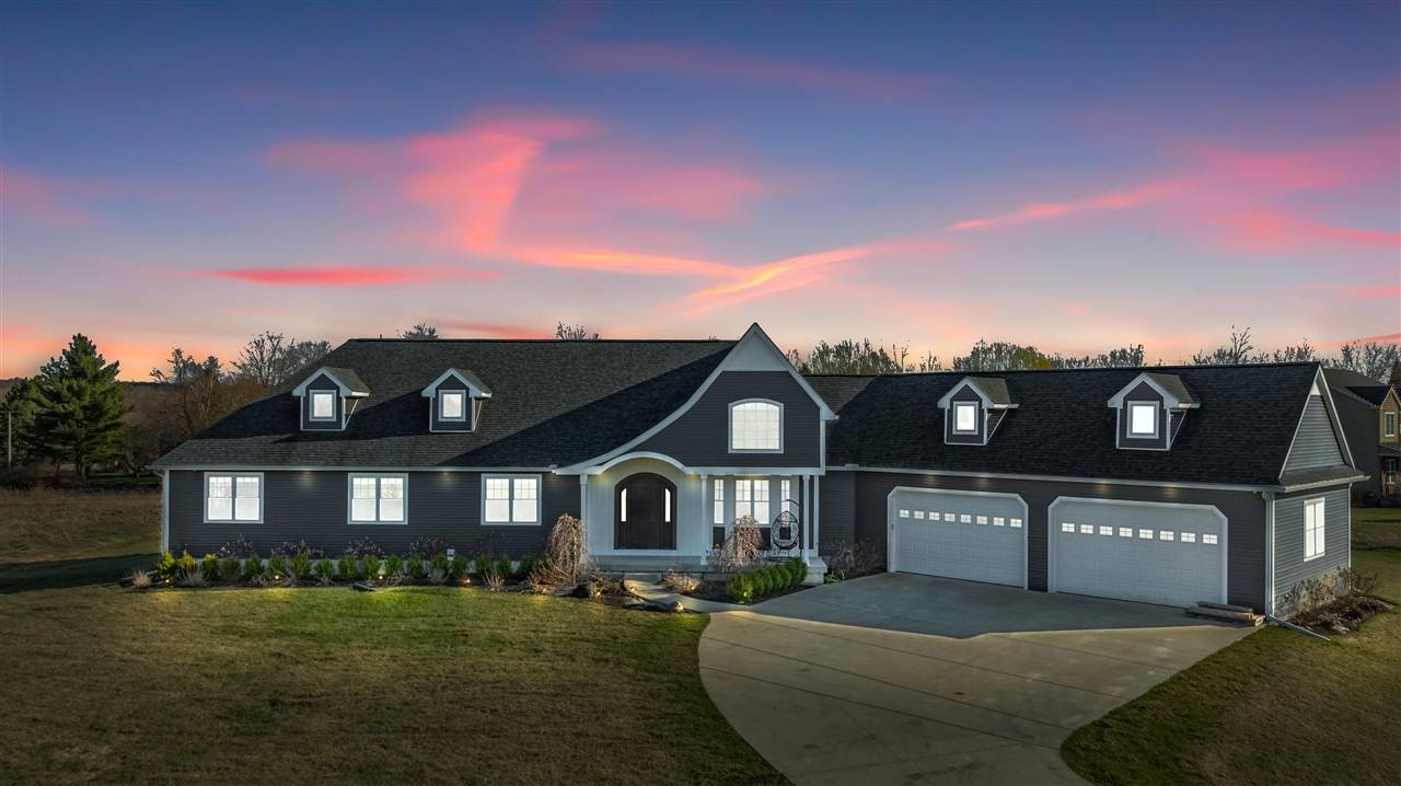 10914 Doves Point Point, Brighton, MI 48114