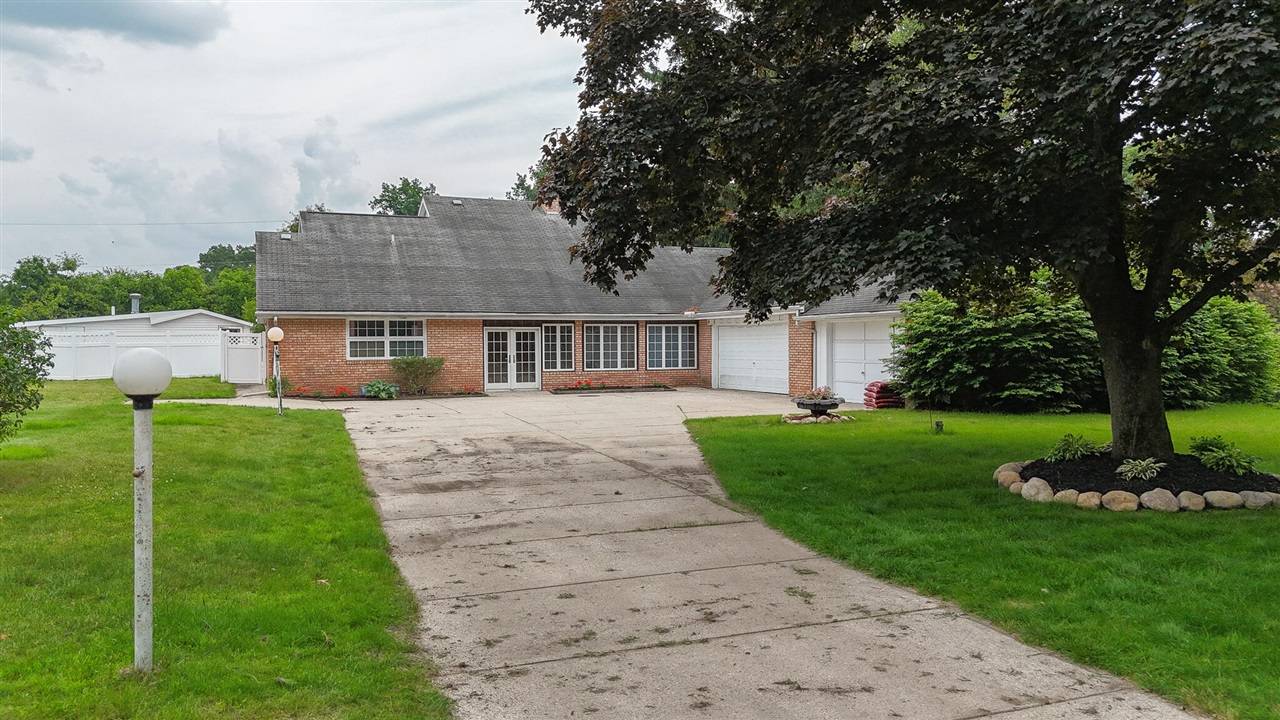 Dowagiac, MI 49047-9765,57081 M 51