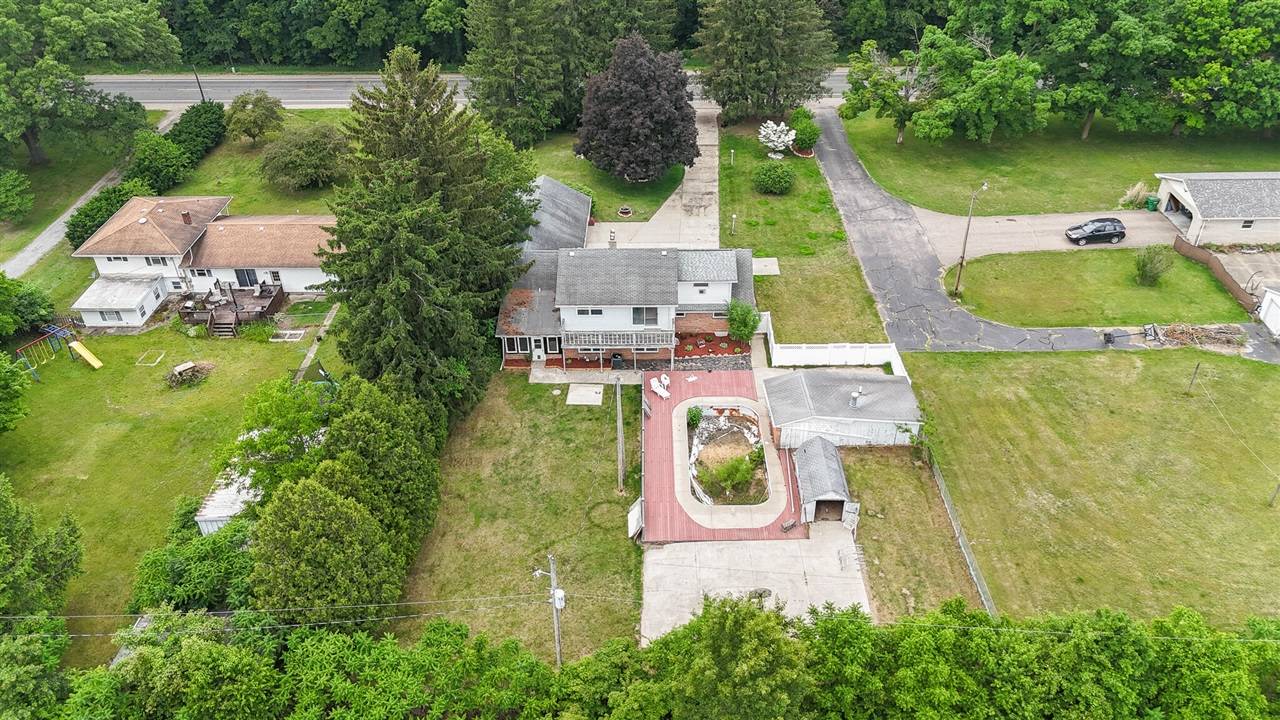 Dowagiac, MI 49047-9765,57081 M 51