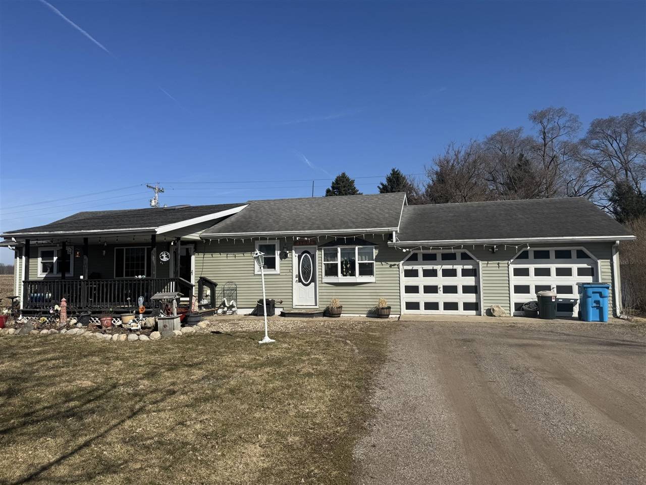 31004 Middle Crossing Road, Dowagiac, MI 49047-8204
