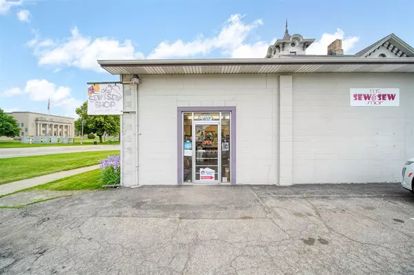 407 W Michigan Avenue, Jackson, MI 49201