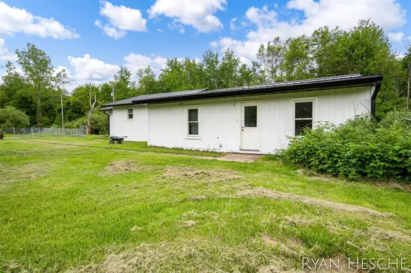 Greenville, MI 48838-9470,10340 Kartz Road