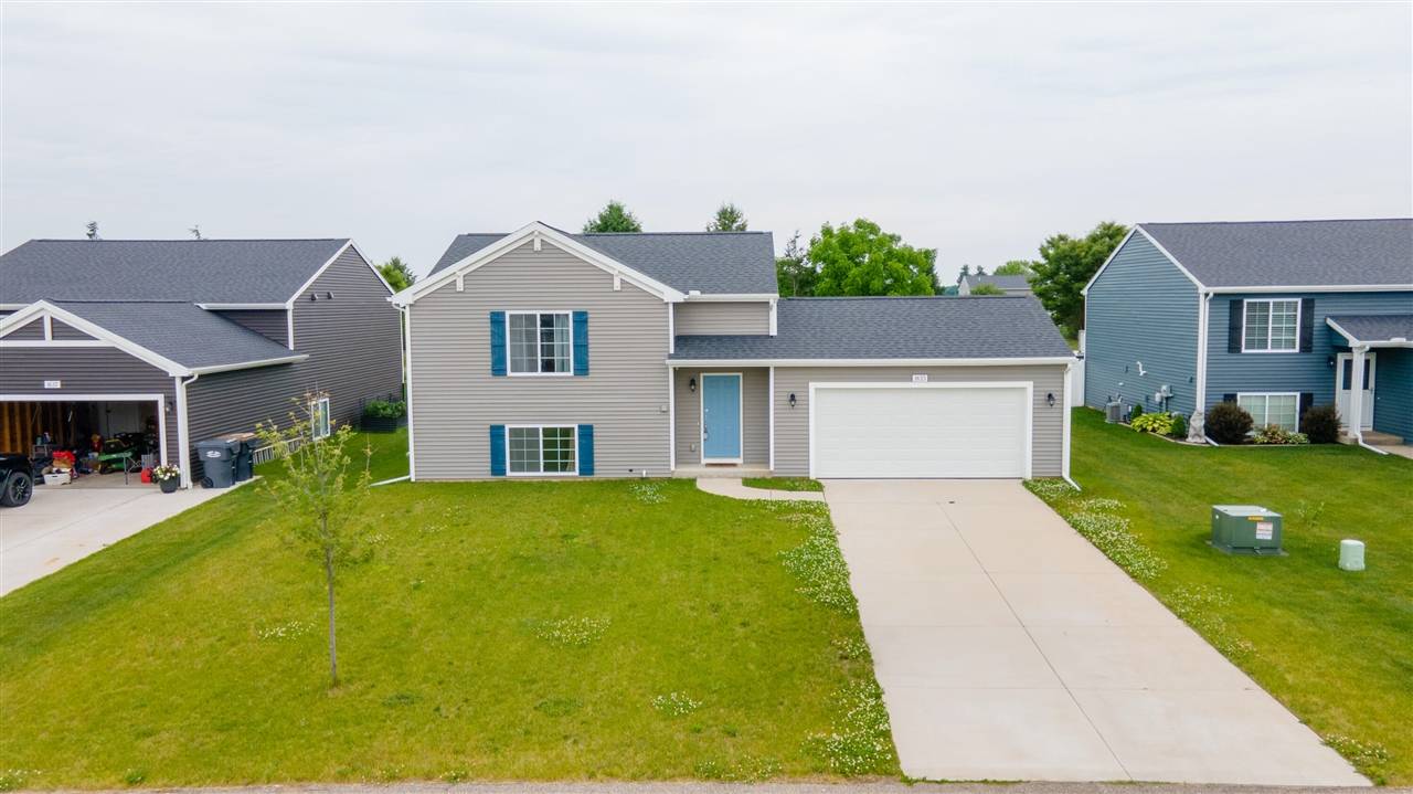 Vicksburg, MI 49097,1633 Tea Pond Court