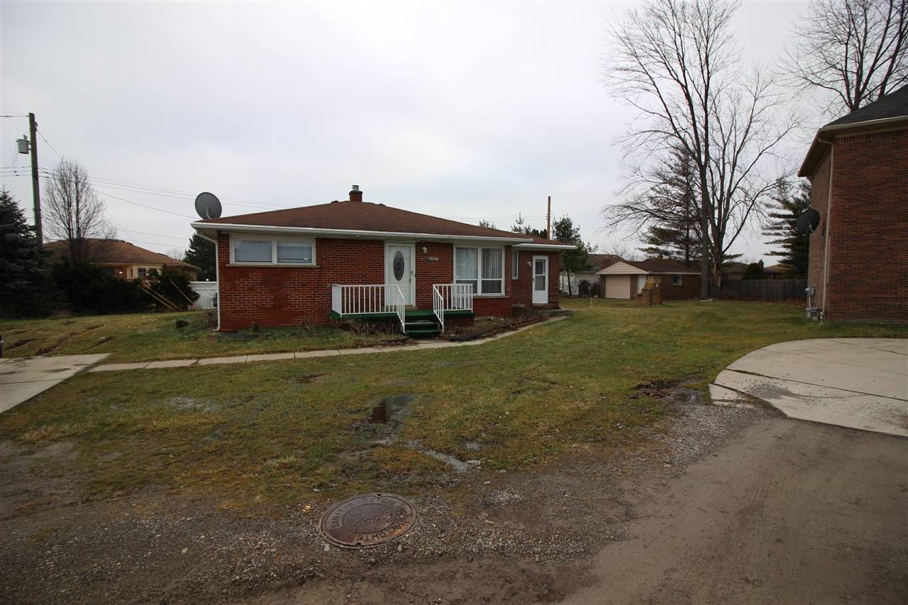3816 Pokley Court, Sterling Heights, MI 48310-2976