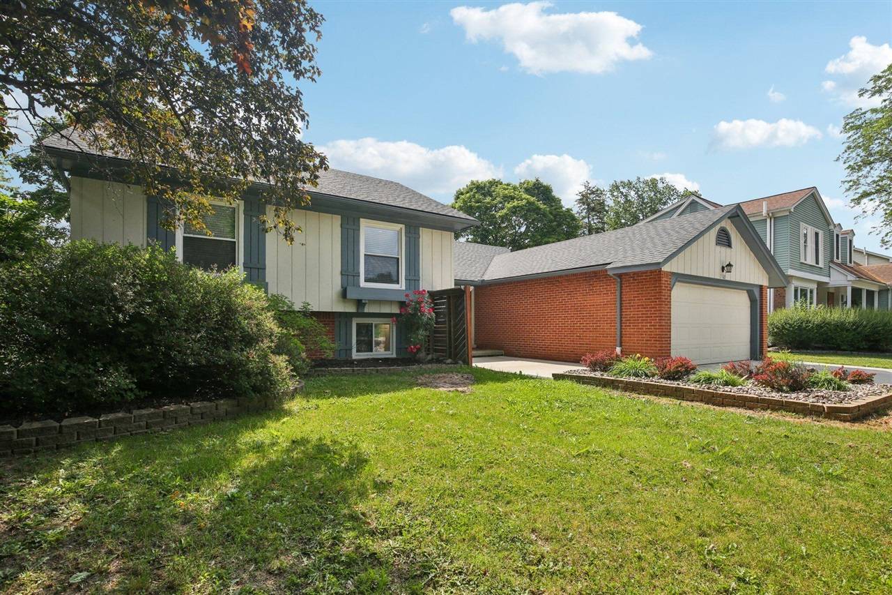 3320 Bluett Drive, Ann Arbor, MI 48105-1549