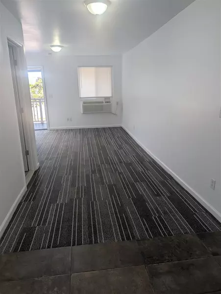 25911 michigan Avenue, Inkster, MI 48141