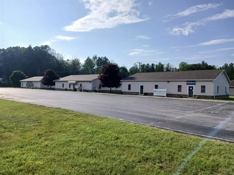 239 N Jebavy Drive, Ludington, MI 49431