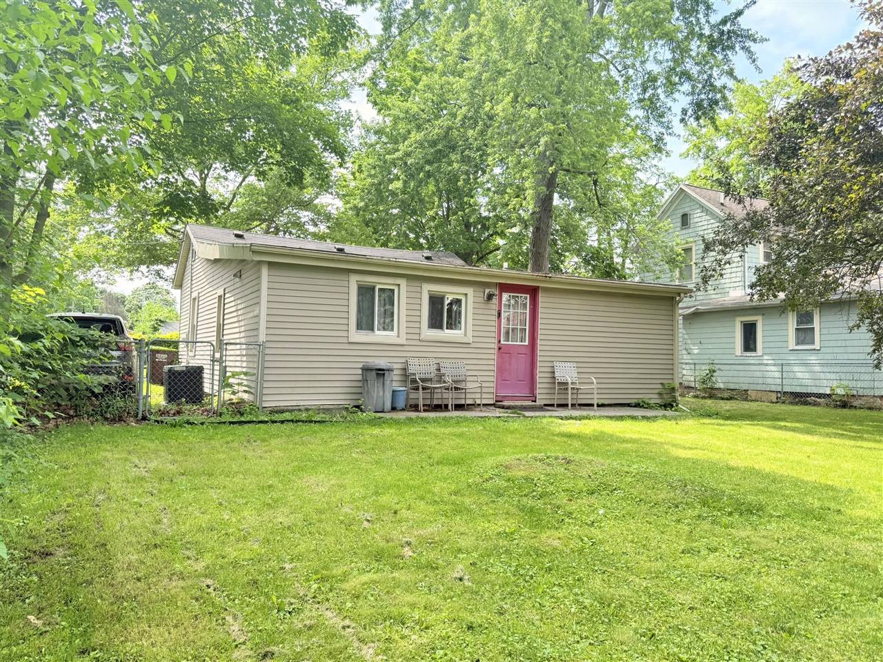Adrian, MI 49221,209 Sarah Street