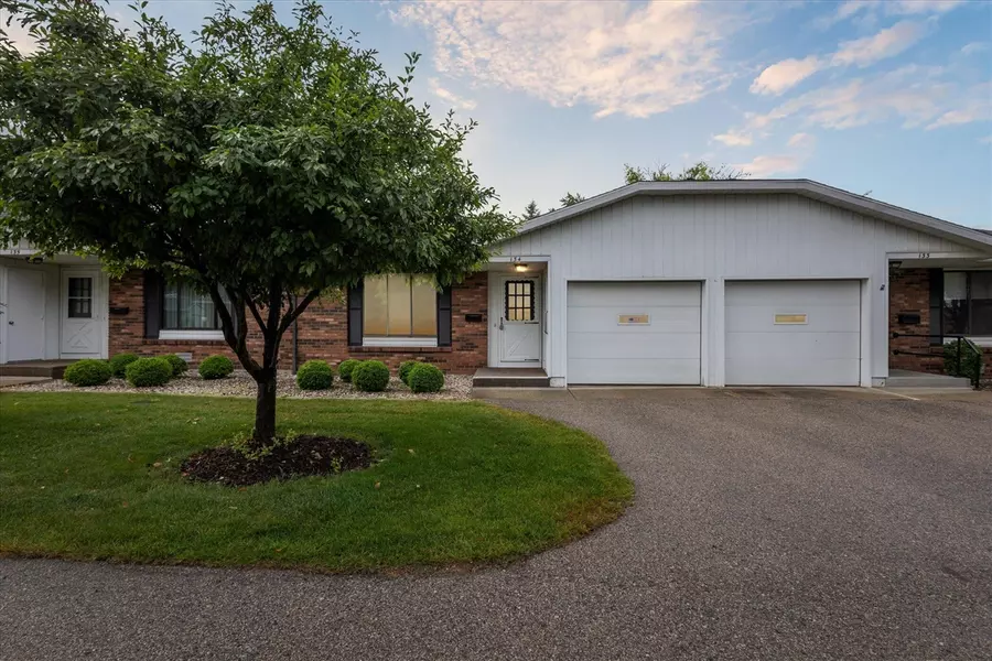 230 S State Street, Zeeland, MI 49464