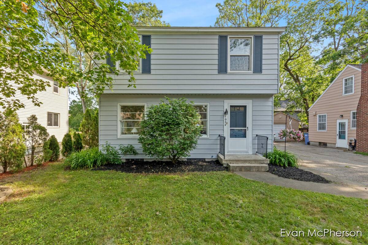 1024 Hoyt Street, Grand Rapids, MI 49507