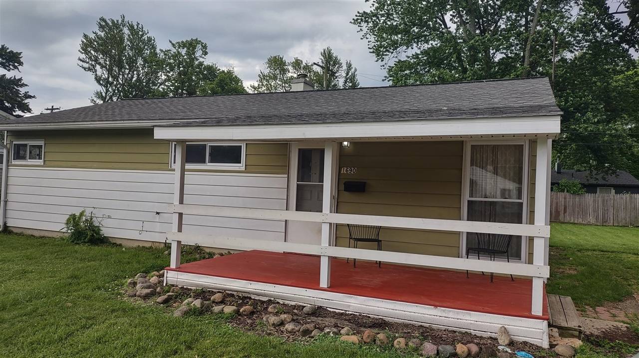 1690 Dorothy Street, Ypsilanti, MI 48198-6578