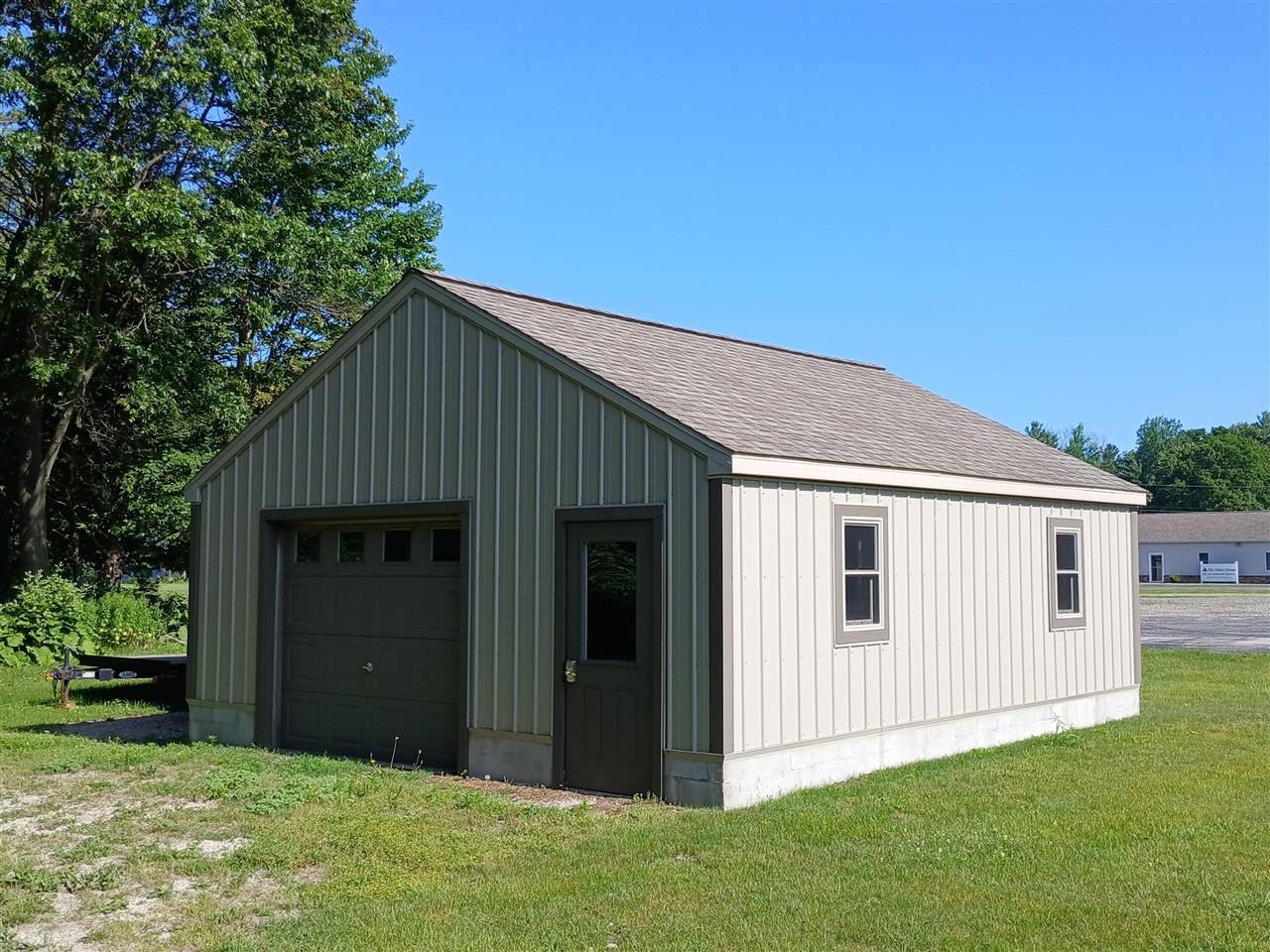 205 N Jebavy Drive, Ludington, MI 49431-1921