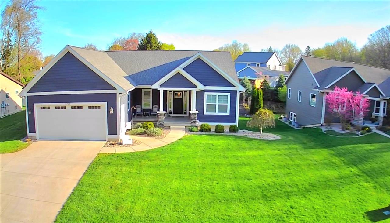 3755 40th Street, Grandville, MI 49418-3132