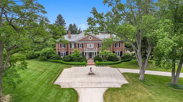 1995 San Lu Rae Drive, East Grand Rapids, MI 49506
