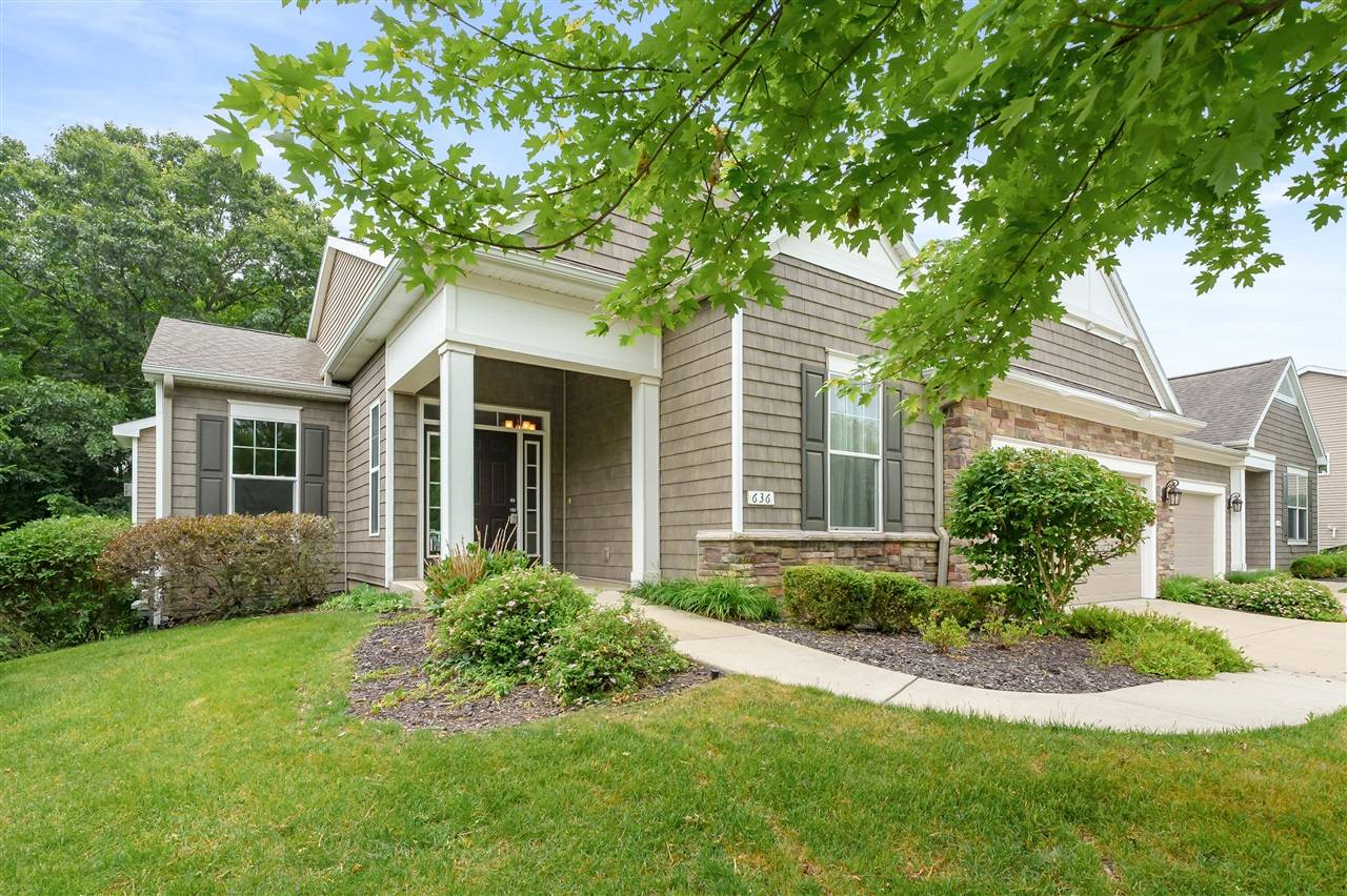 636 Wynding Oaks, Kalamazoo, MI 49006