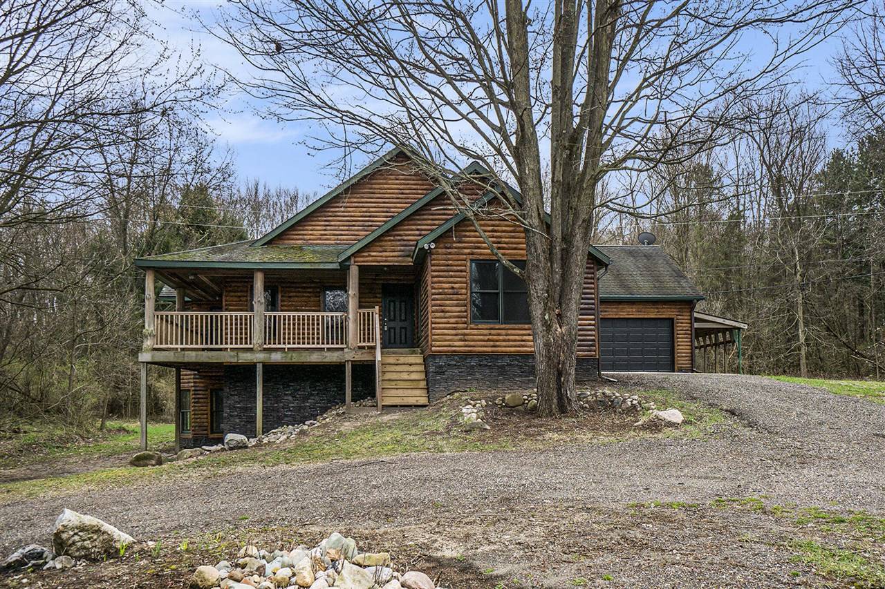 24843 CR 358, Lawton, MI 49065