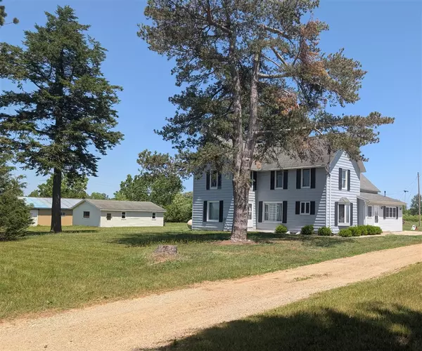 11651 CR 687, South Haven, MI 49090