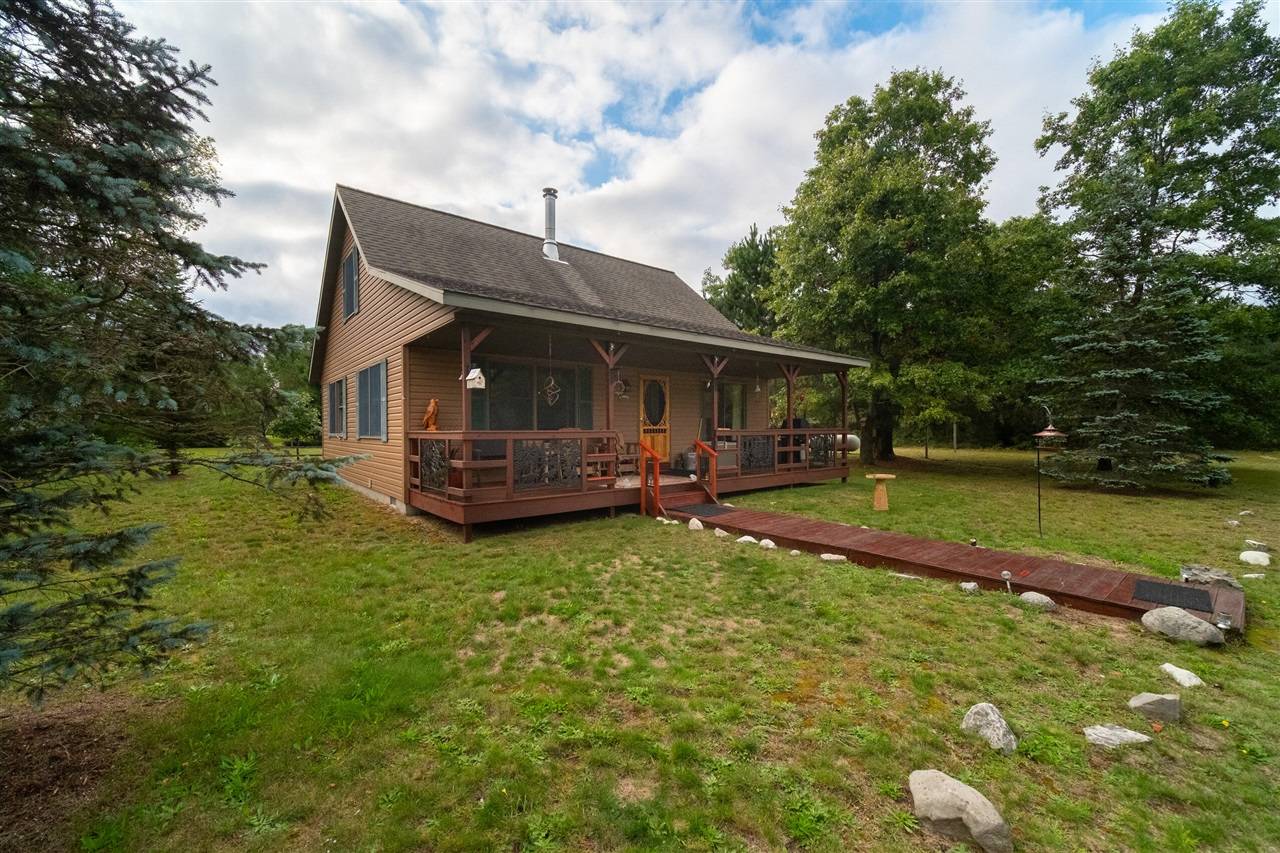 1345 Bosschem Road, Wellston, MI 49689