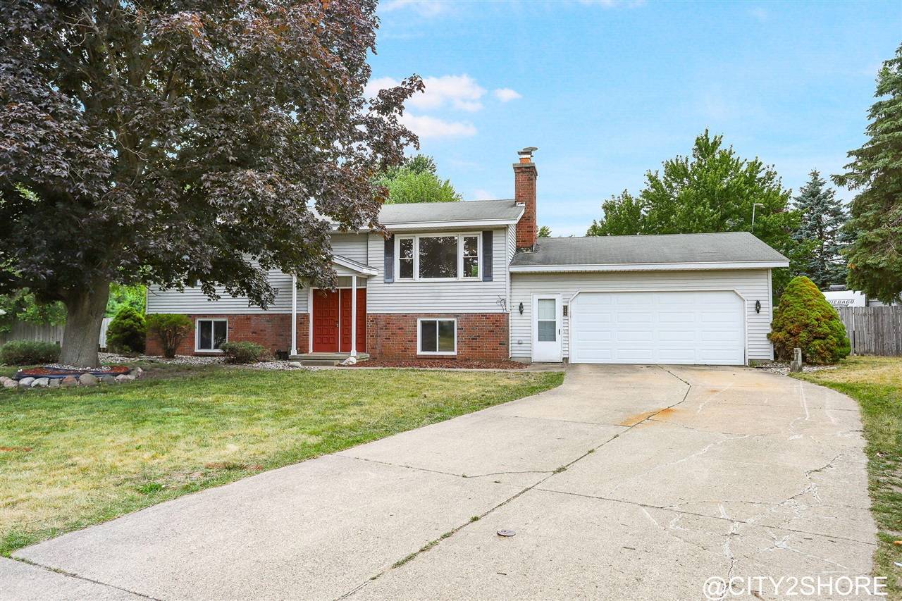 7183 Cromwell Drive, Jenison, MI 49428-8766