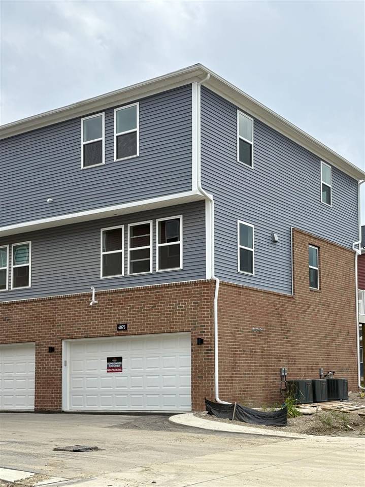 4875 Ludlow Lane, Troy, MI 48085-3496
