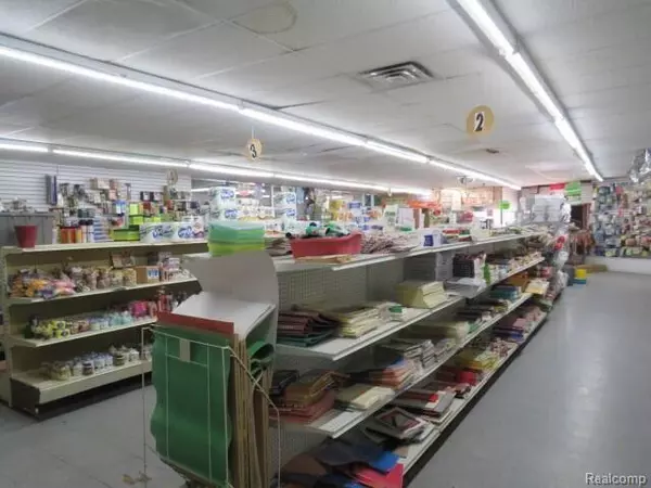 Detroit, MI 48227,15144 Grand River Avenue