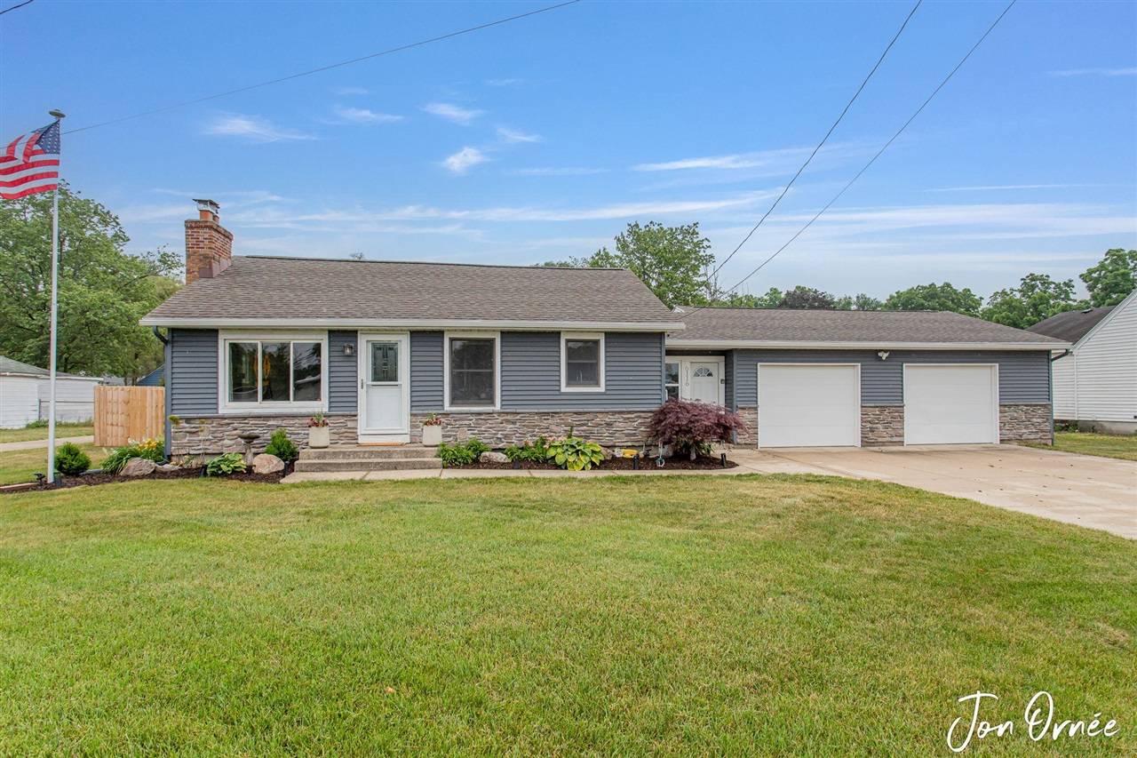 6116 Eastern Avenue, Grand Rapids, MI 49508-7038