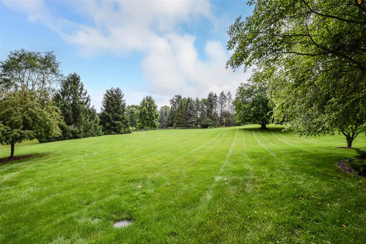 Saline, MI 48176,2912 Robal Court