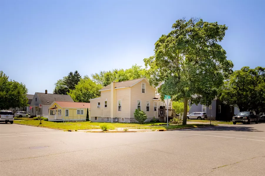 20 N Despelder St Street, Grand Haven, MI 49417