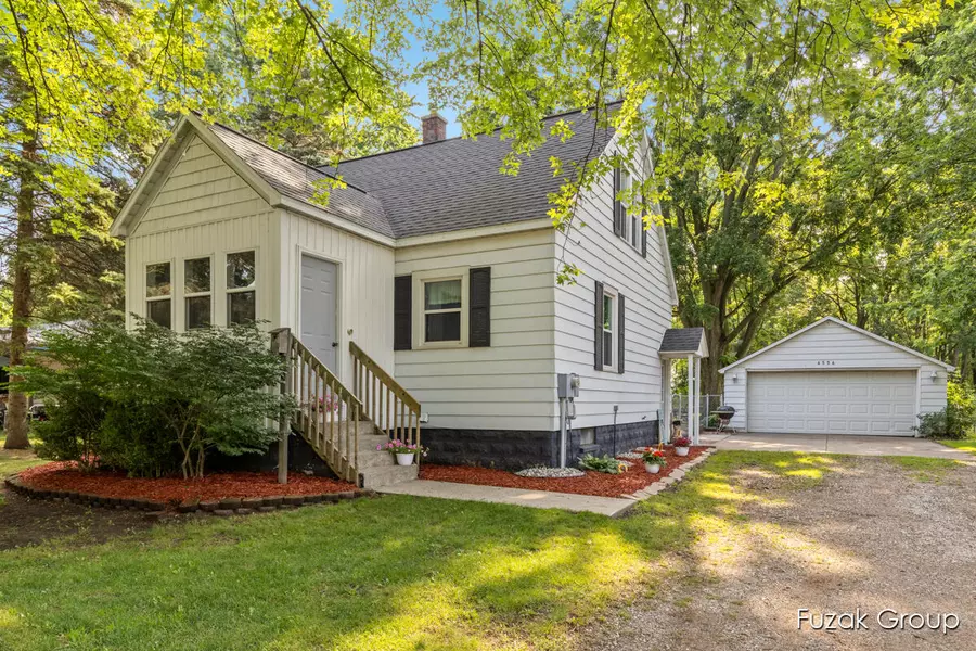 6556 96th St. Avenue, Zeeland, MI 49464