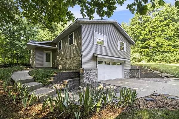 8339 Childsdale Avenue, Rockford, MI 49341-9237