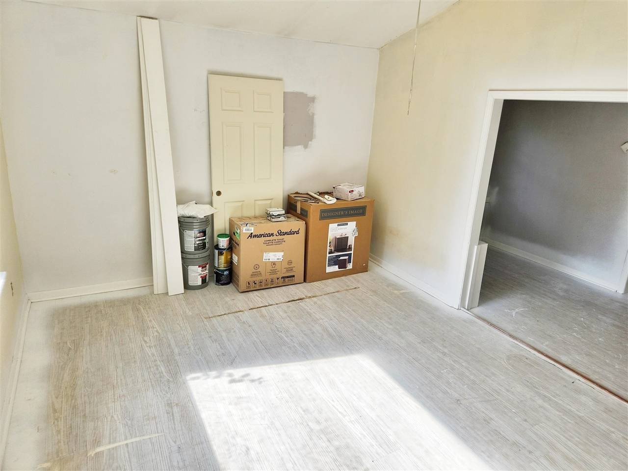 White Cloud, MI 49349-9420,730 W Mohawk Trail