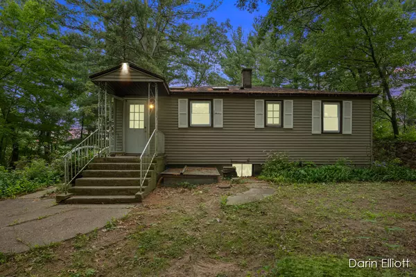 7985 Island View Drive, Newaygo, MI 49337