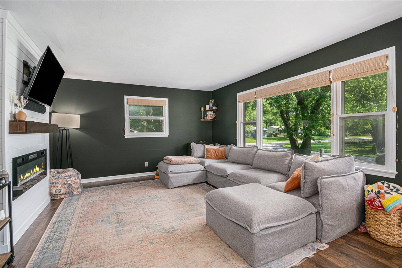 Saint Joseph, MI 49085-3608,3042 Kevin Street