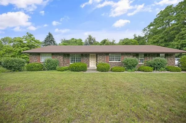 Buchanan, MI 49107-9105,3021 E Riverside Road