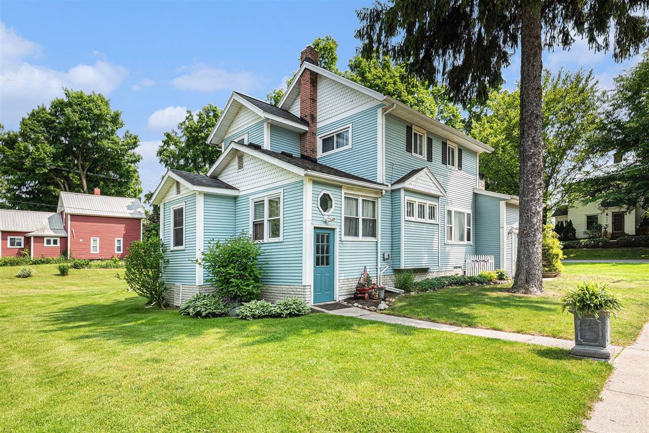 Freeport, MI 49325,307 Beech Street