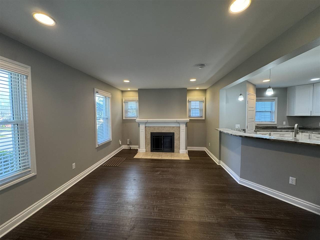 Ferndale, MI 48220-3326,341 E Saratoga Street
