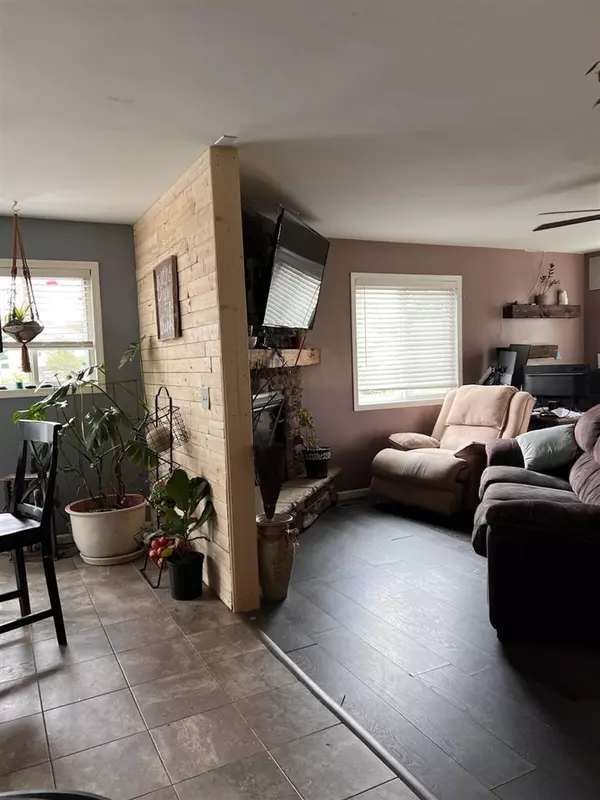 Waterford, MI 48327,6462 Misty Court