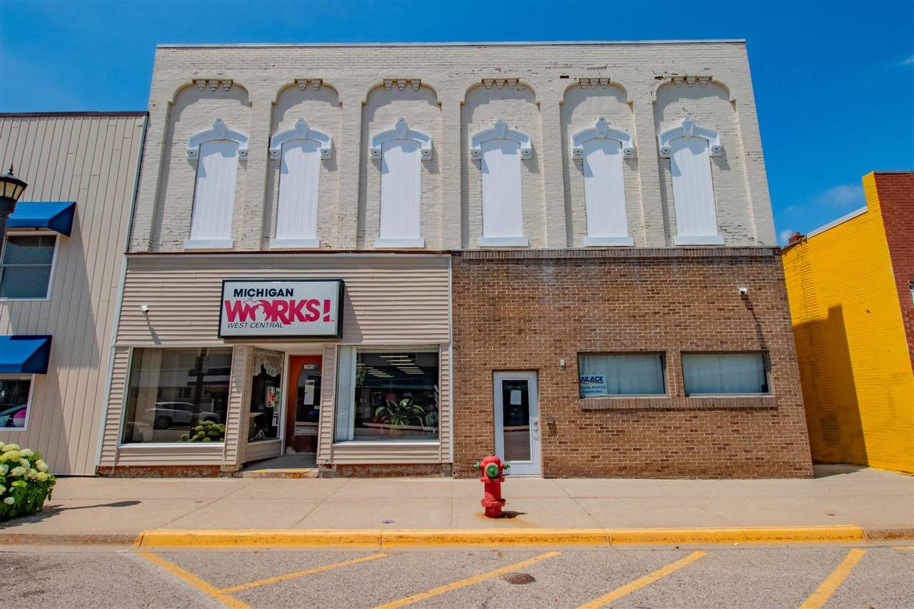195 N Michigan Avenue, Shelby, MI 49455-1024