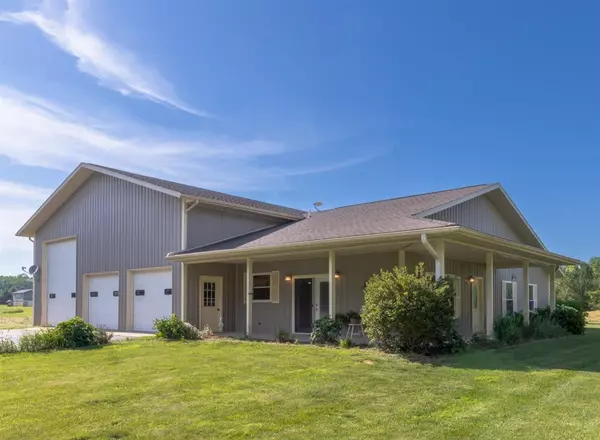 56234 Sink Road, Dowagiac, MI 49047