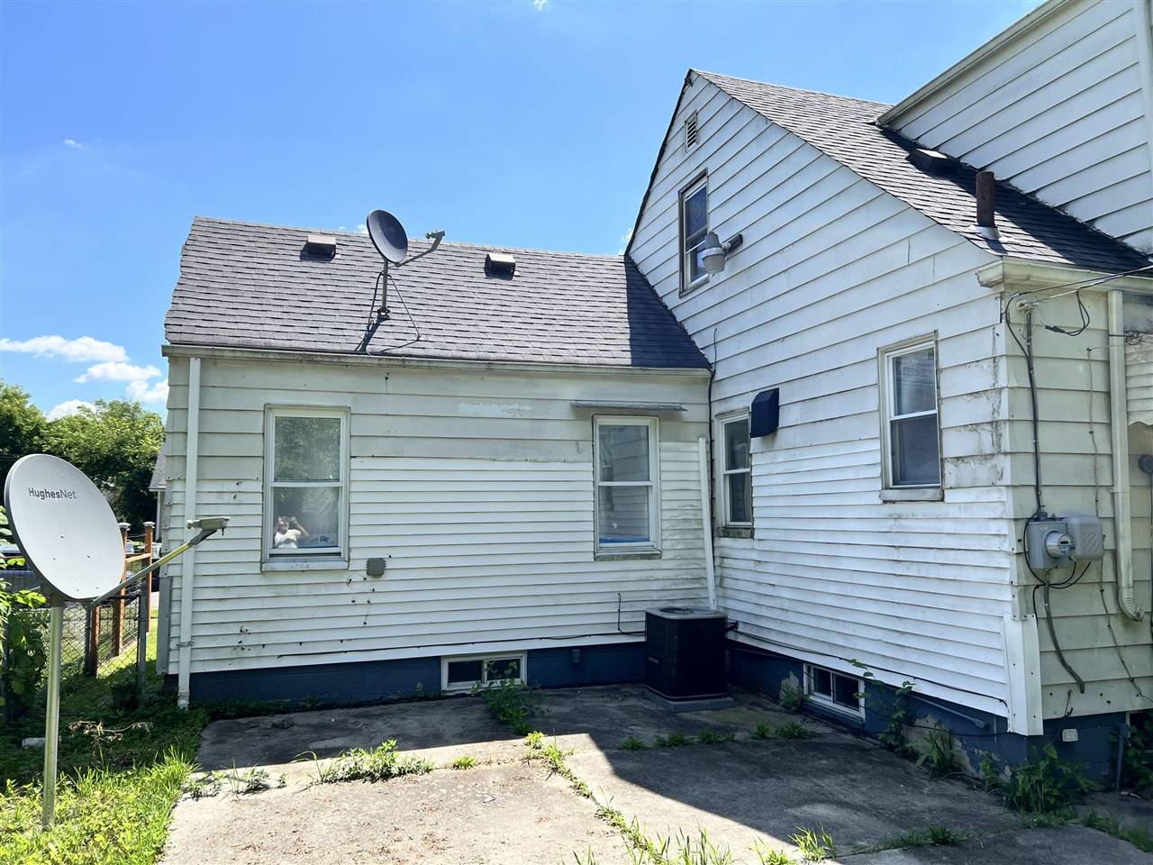 Detroit, MI 48228-3995,6479 Minock Street