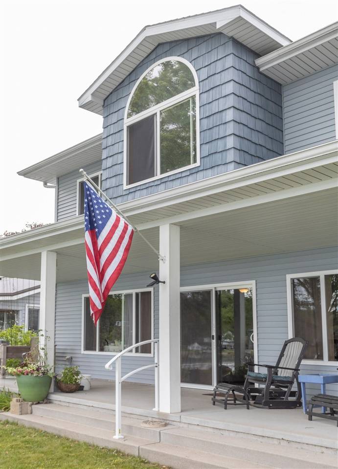 Evart, MI 49631,11105 Hahn Beach Drive